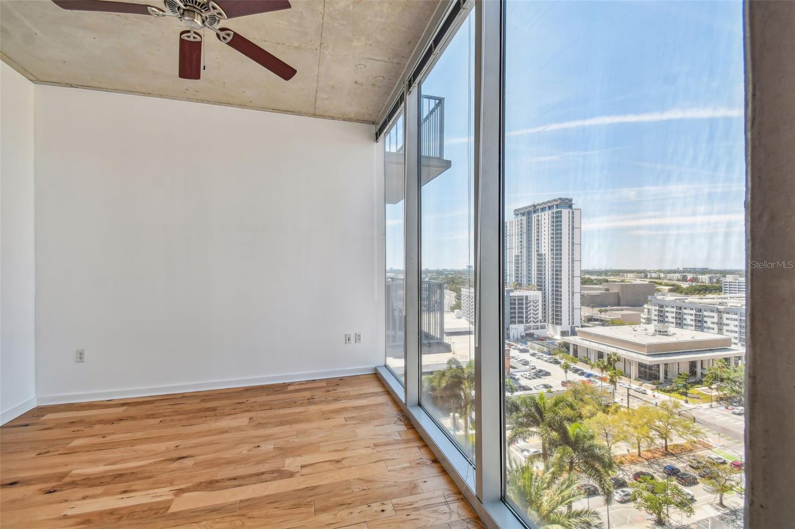 Image 15 of 46 For 777 Ashley Drive 1413