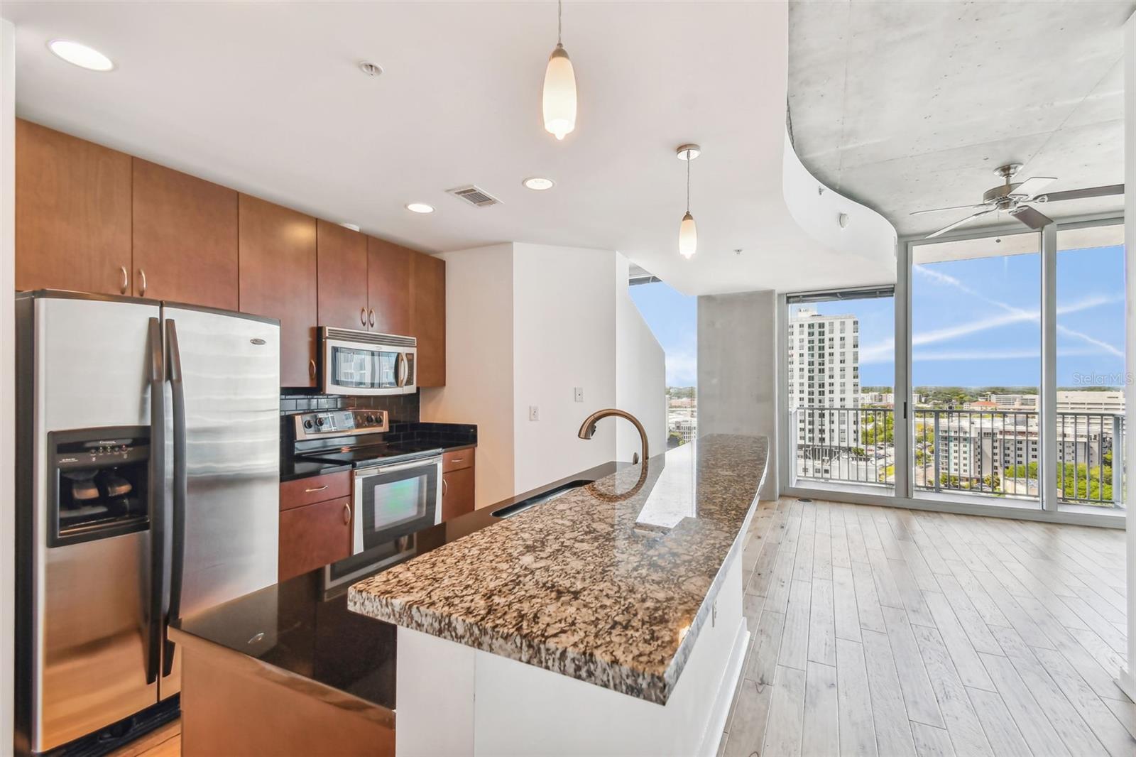 Image 7 of 46 For 777 Ashley Drive 1413