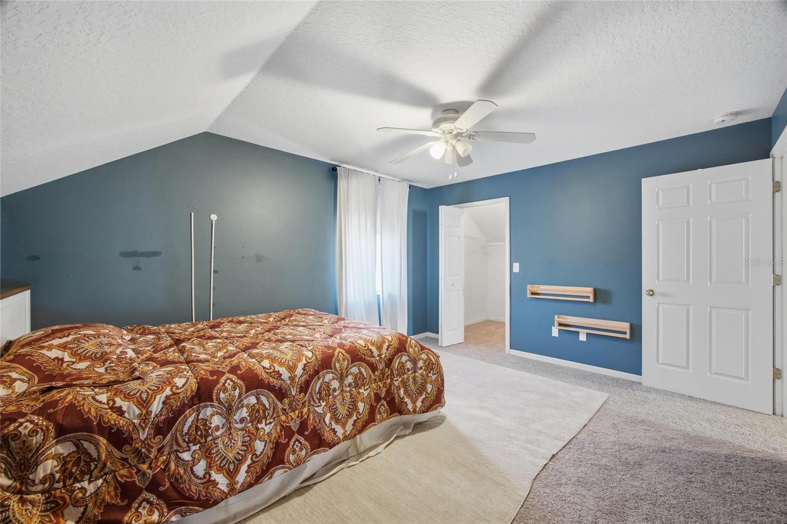 Image 18 of 27 For 6526 Summer Cove Drive