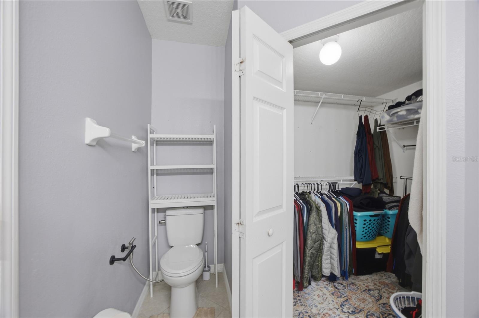 Image 20 of 27 For 6526 Summer Cove Drive