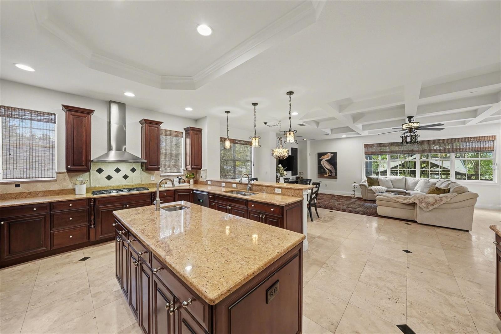 Image 22 of 61 For 610 Marmora Avenue