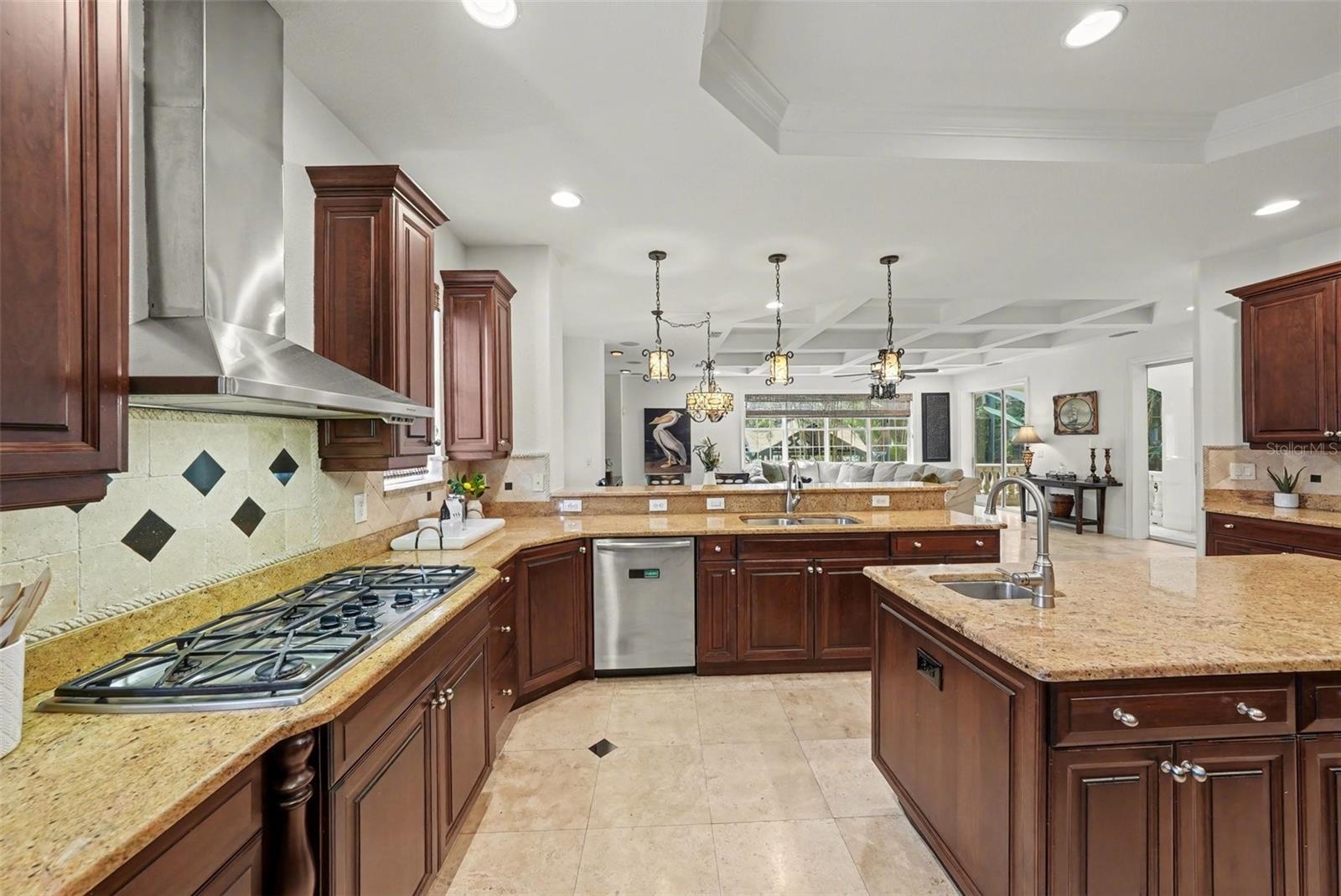 Image 23 of 61 For 610 Marmora Avenue