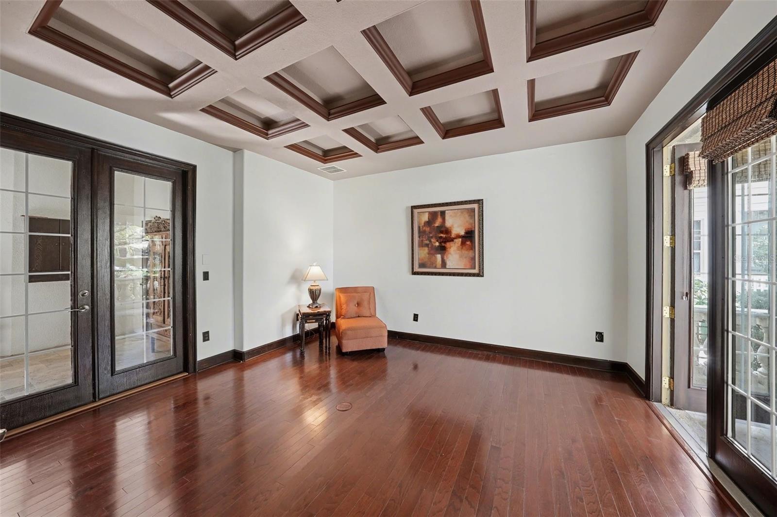 Image 27 of 61 For 610 Marmora Avenue