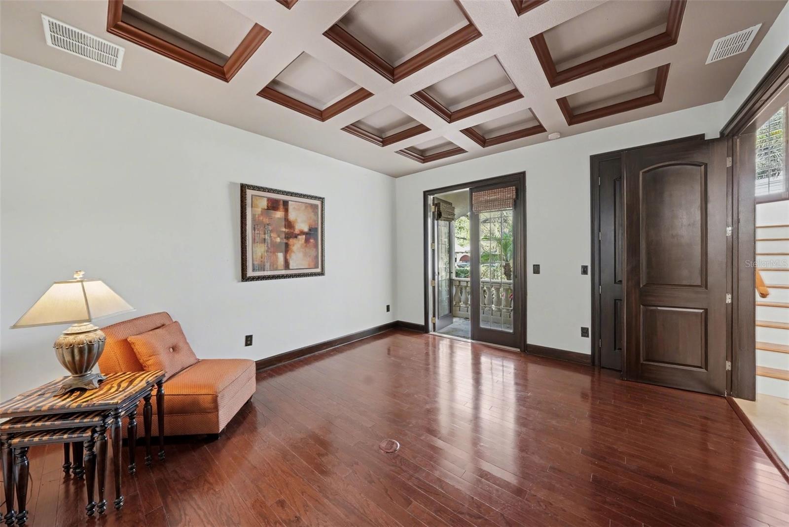 Image 28 of 61 For 610 Marmora Avenue