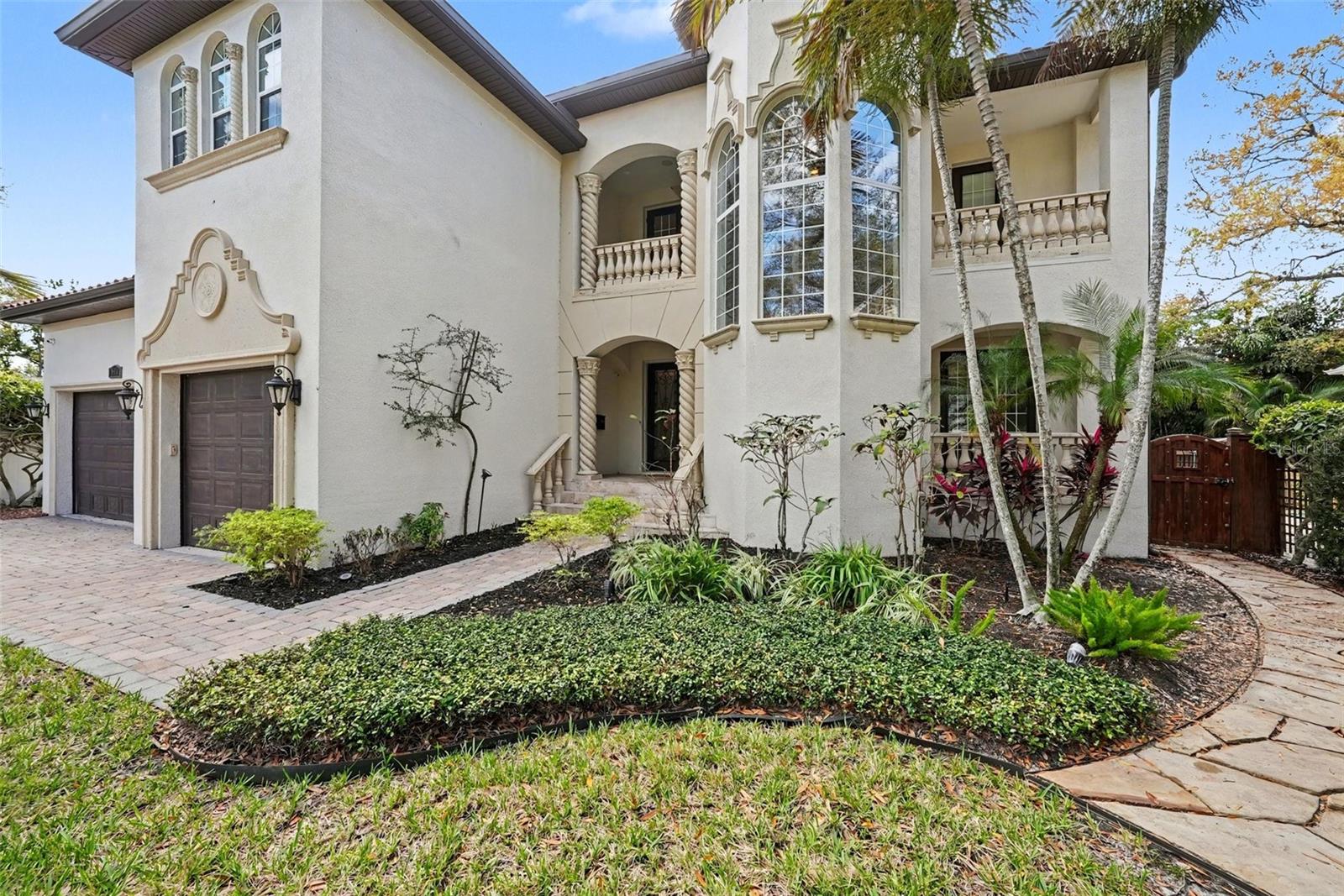 Image 4 of 61 For 610 Marmora Avenue