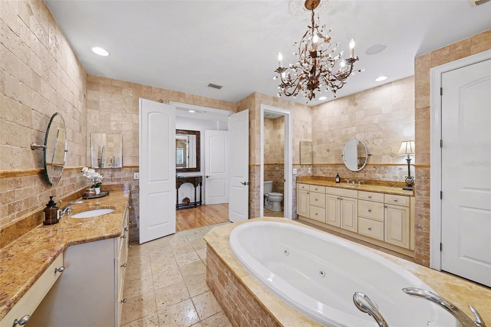 Image 42 of 61 For 610 Marmora Avenue