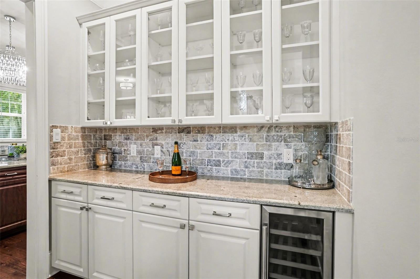 Image 17 of 47 For 3014 Waverly Avenue