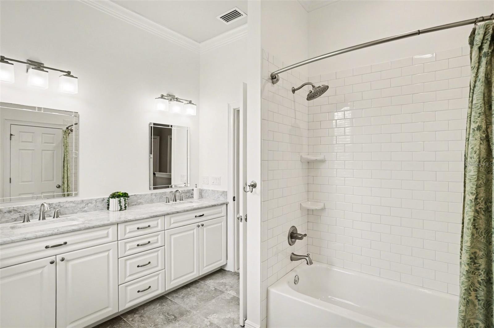 Image 24 of 47 For 3014 Waverly Avenue