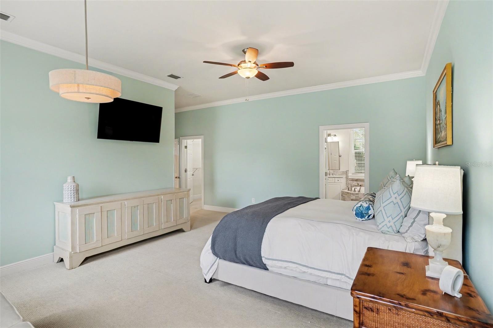 Image 27 of 47 For 3014 Waverly Avenue