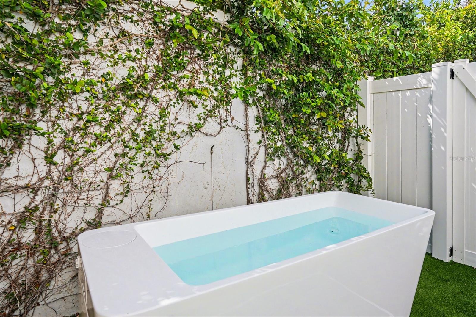 Image 40 of 47 For 3014 Waverly Avenue