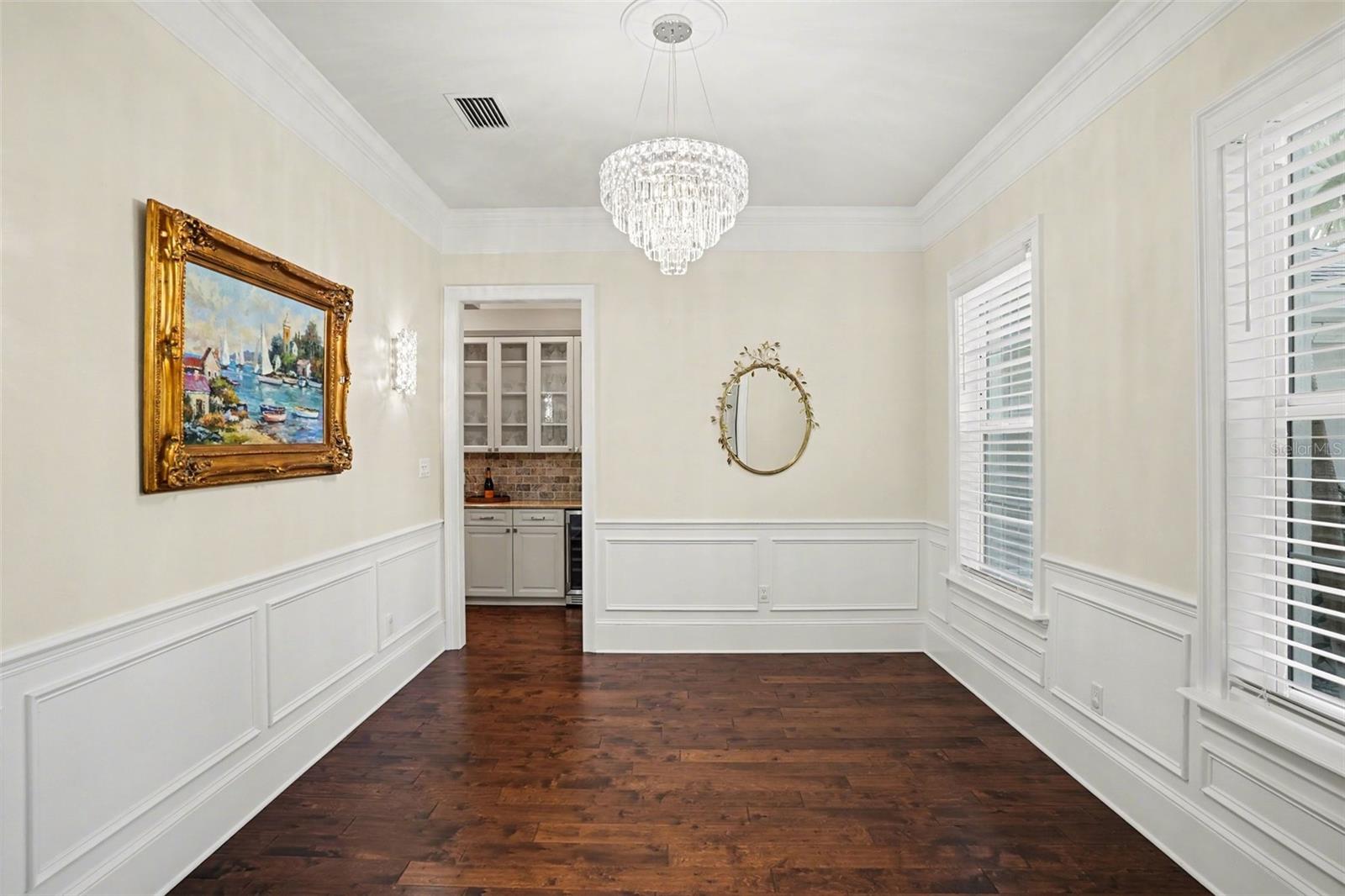 Image 5 of 47 For 3014 Waverly Avenue