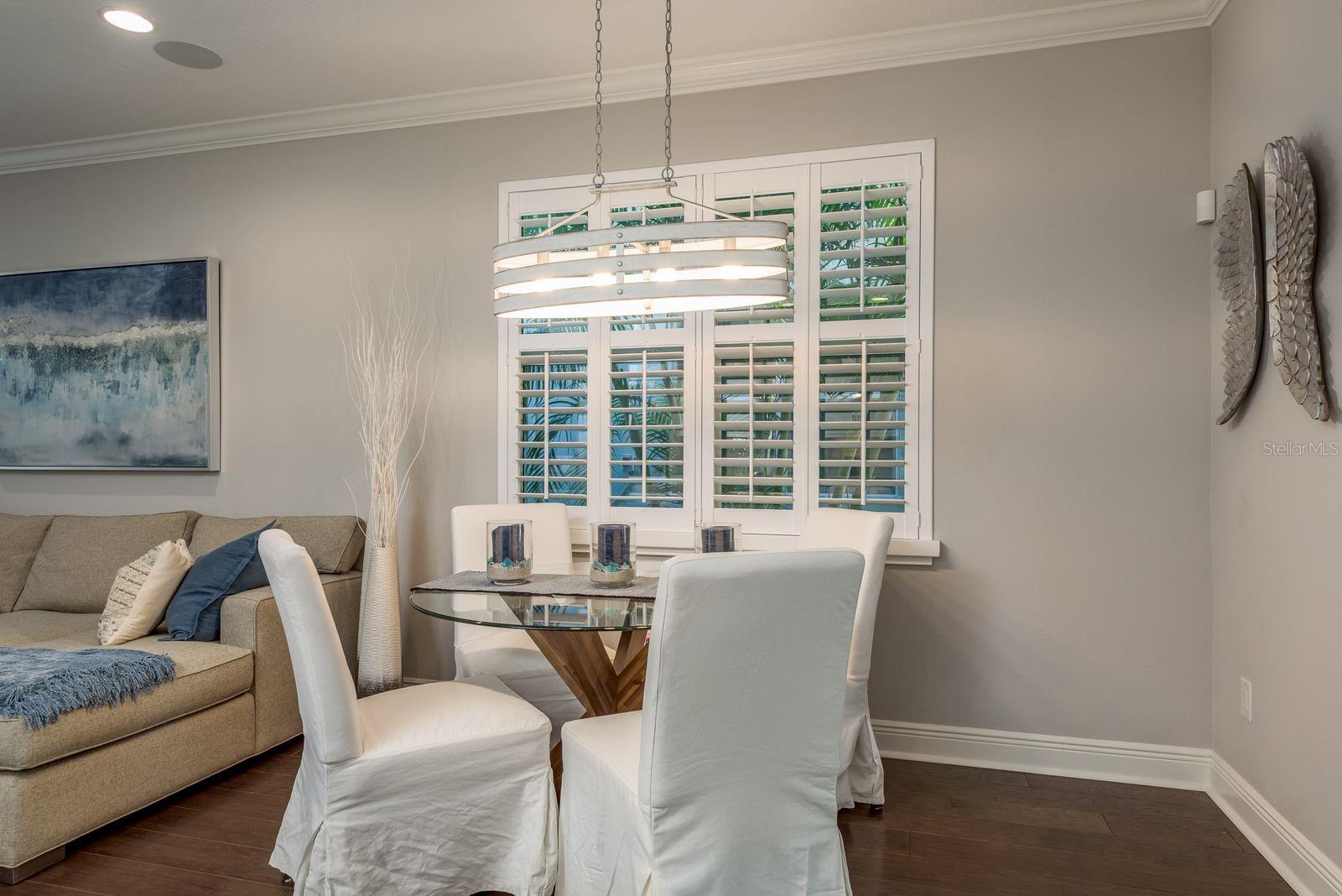 Listing photo id 11 for 2254 Spring Lake Court