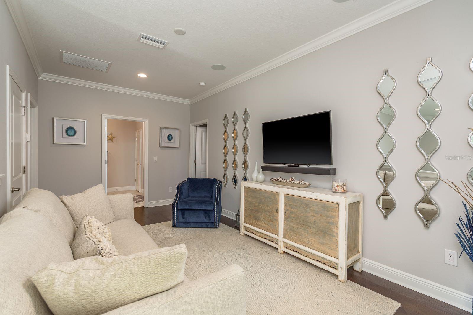 Listing photo id 20 for 2254 Spring Lake Court