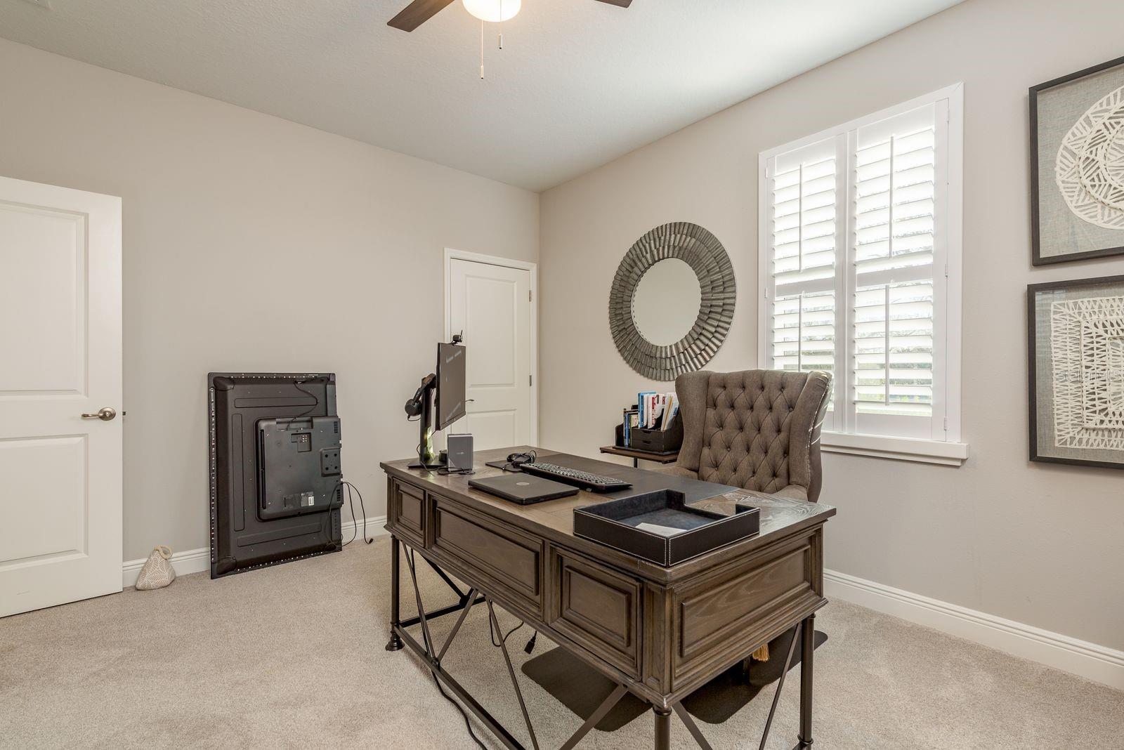 Listing photo id 25 for 2254 Spring Lake Court