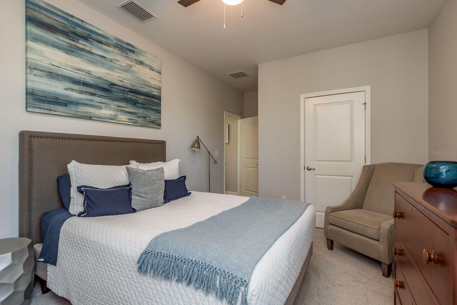 Listing photo id 29 for 2254 Spring Lake Court