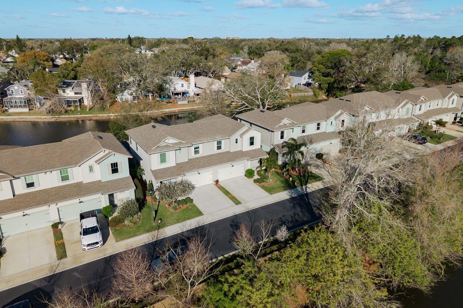 Listing photo id 32 for 2254 Spring Lake Court