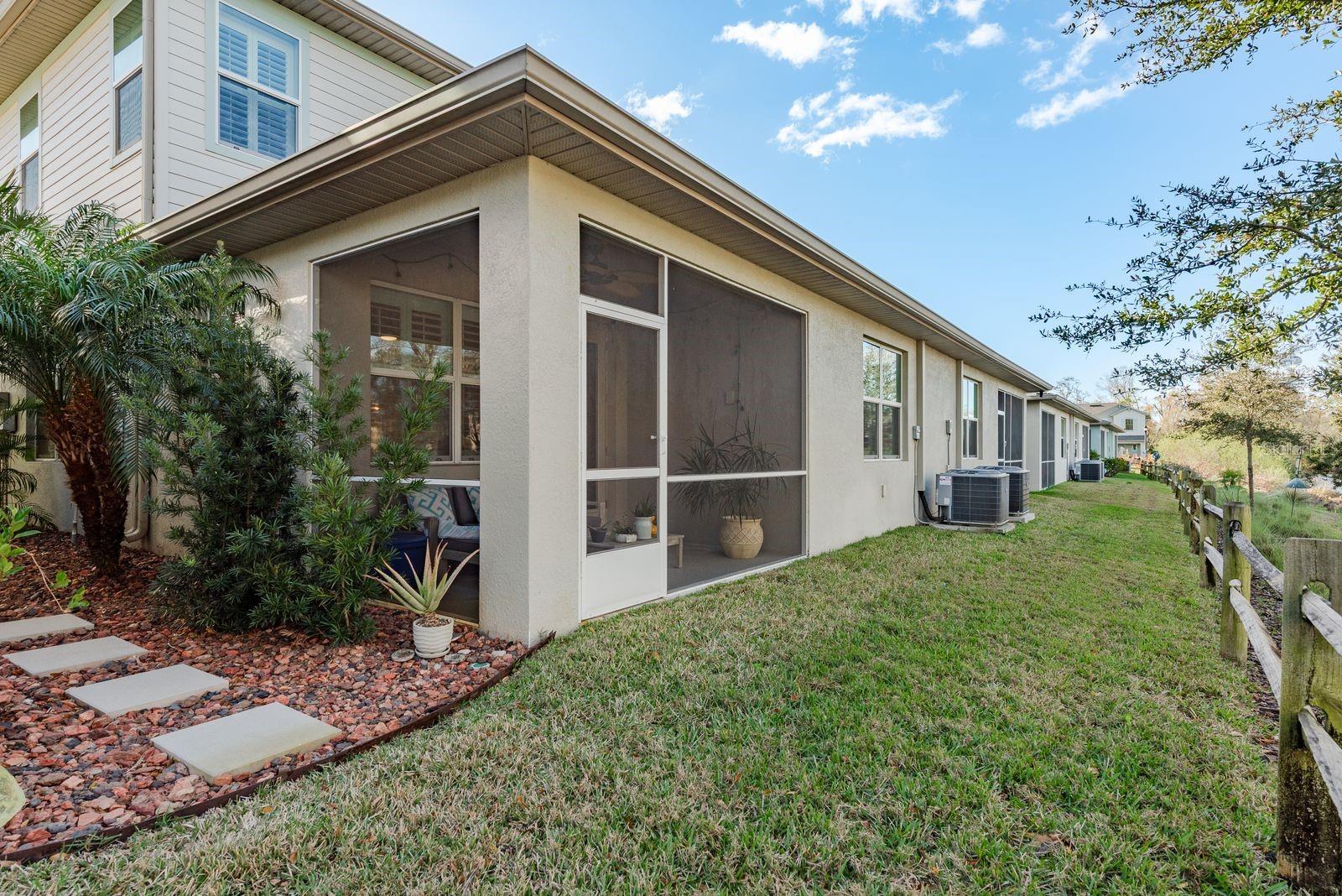 Listing photo id 37 for 2254 Spring Lake Court