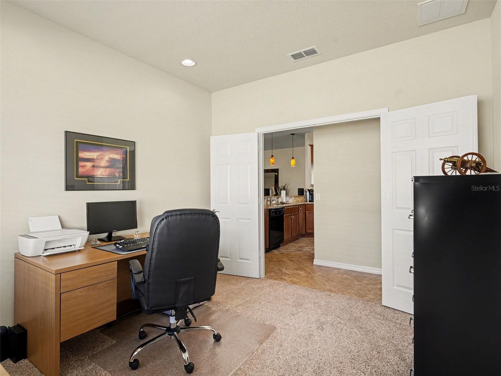 Image 17 of 40 For 15640 Aurora Lake Circle