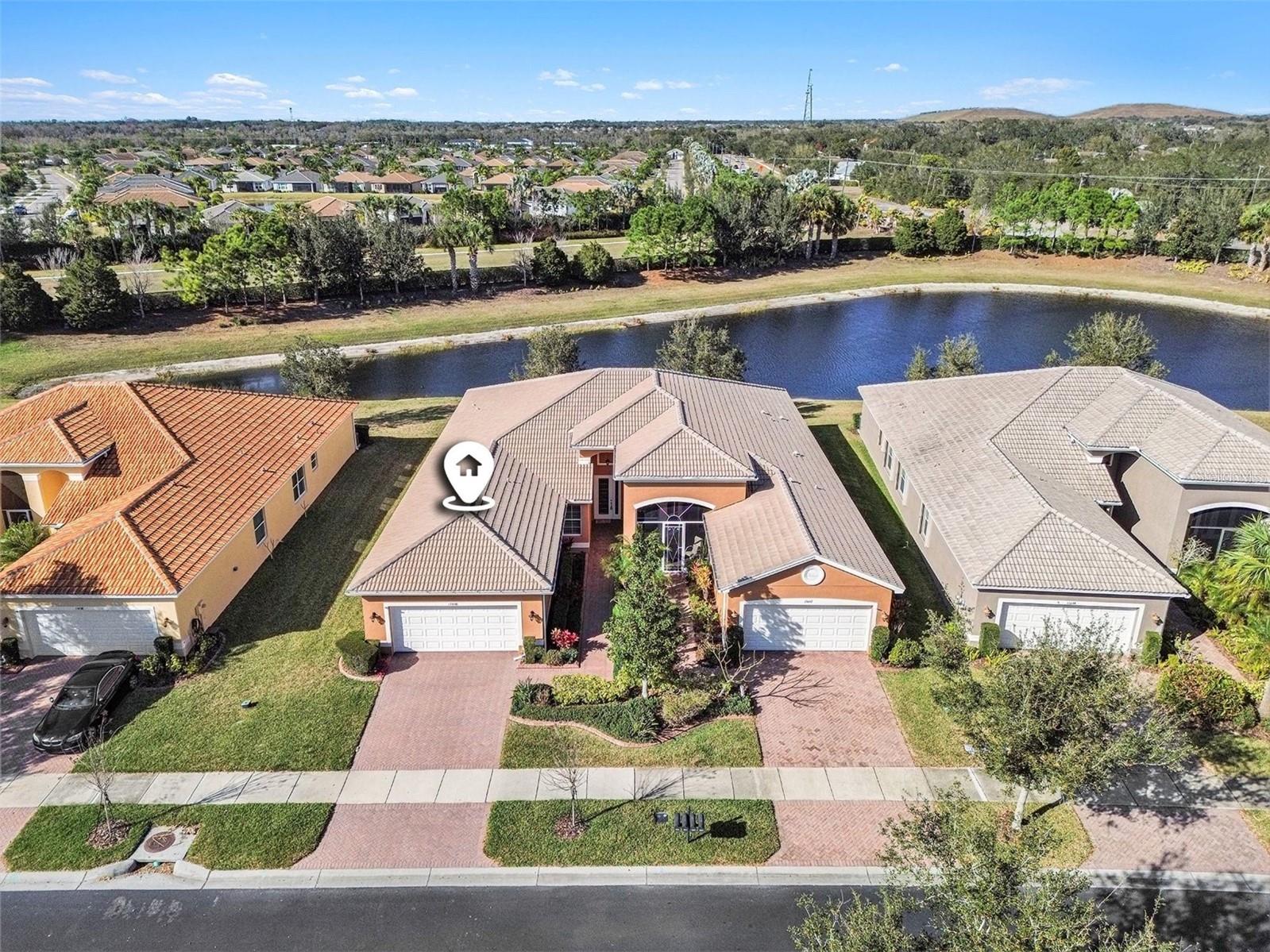 Image 28 of 40 For 15640 Aurora Lake Circle