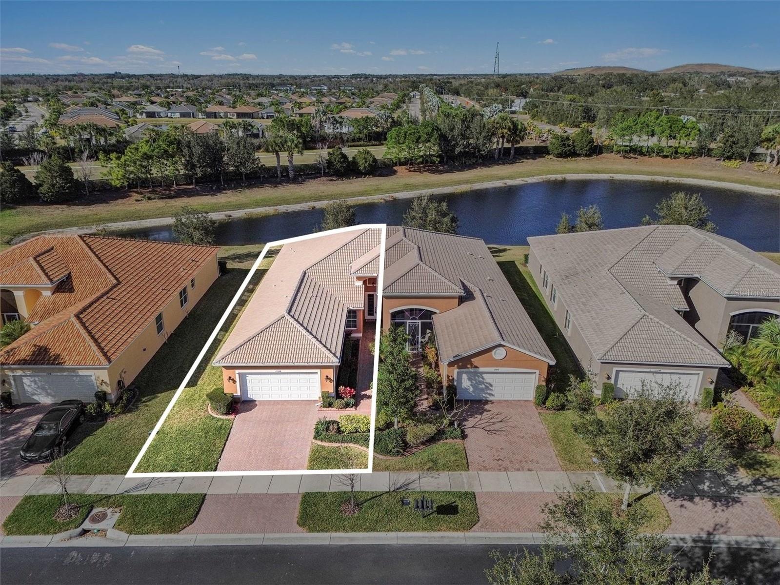 Image 37 of 40 For 15640 Aurora Lake Circle