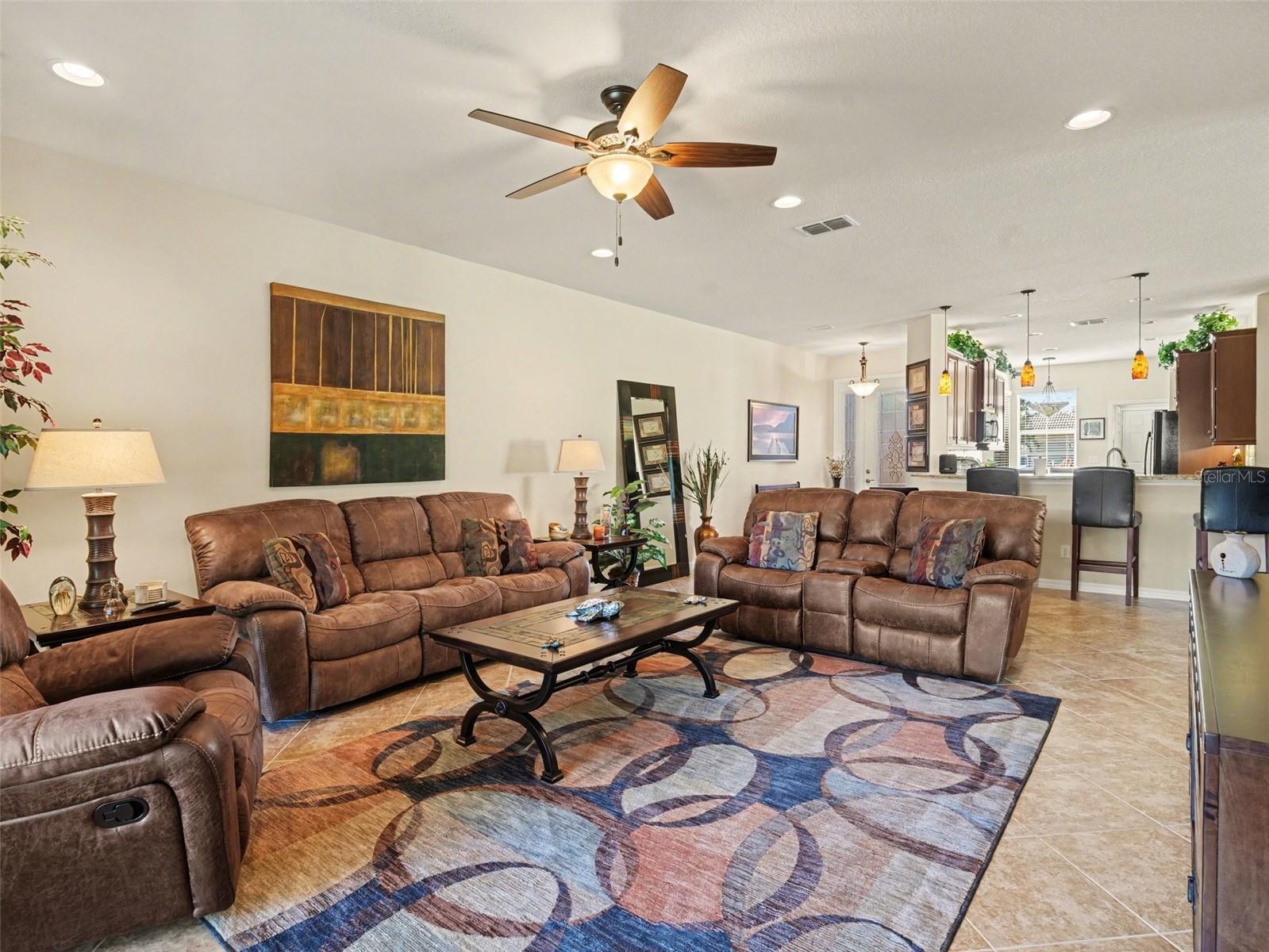 Image 9 of 40 For 15640 Aurora Lake Circle