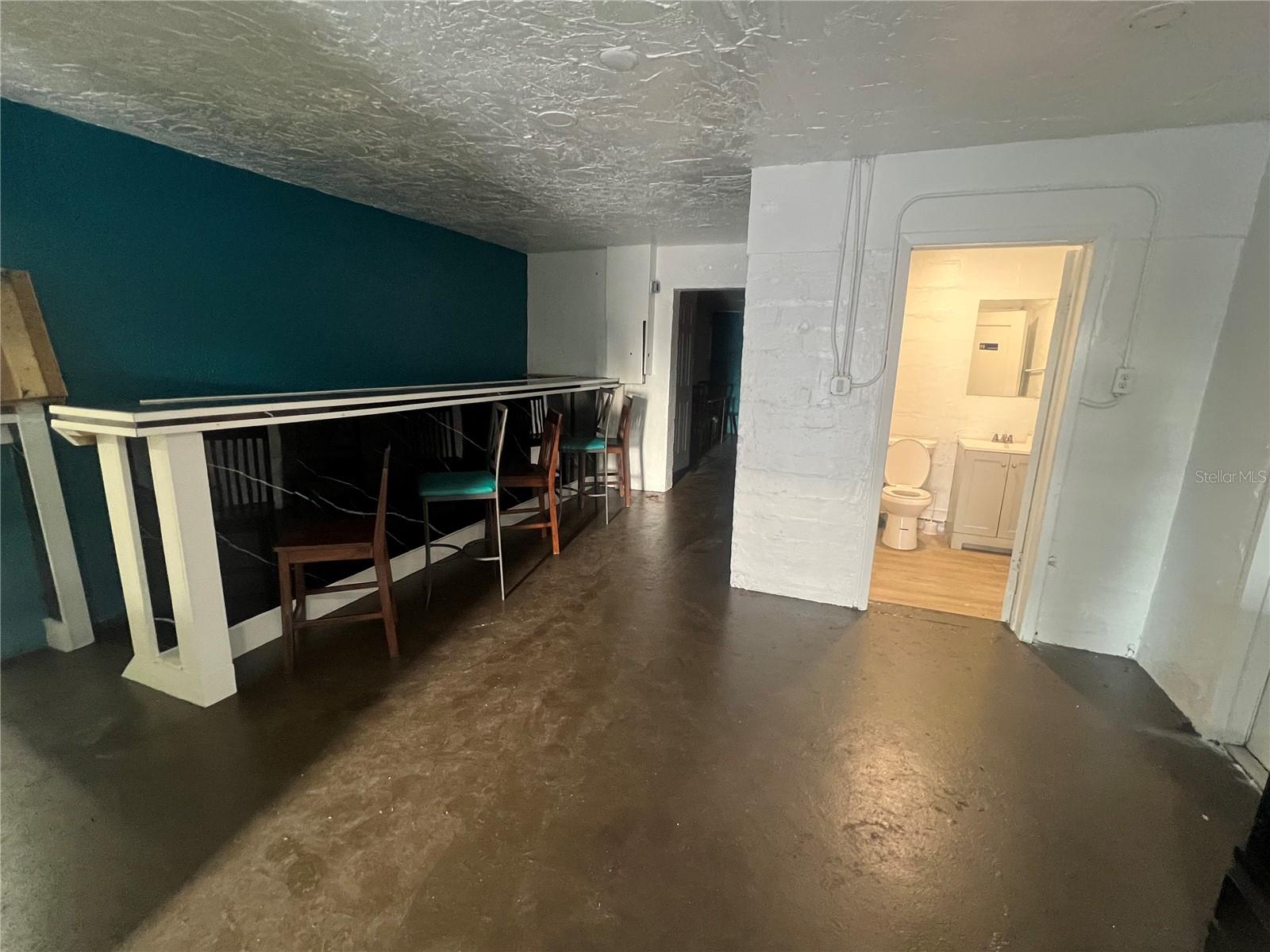 Image 3 of 10 For 840 16th Street S