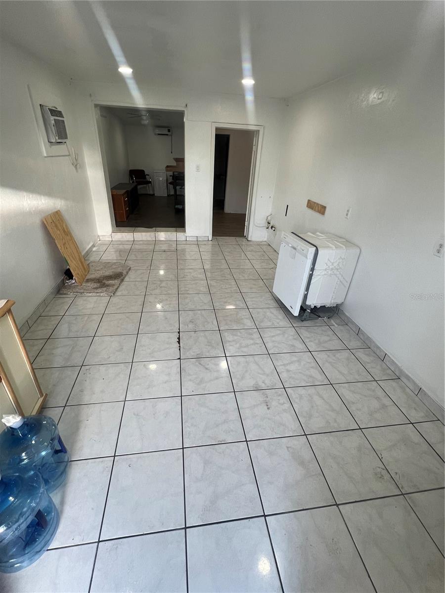 Image 5 of 10 For 840 16th Street S