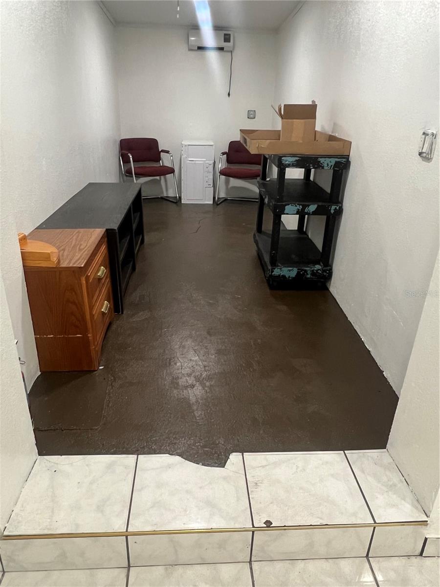 Image 7 of 10 For 840 16th Street S