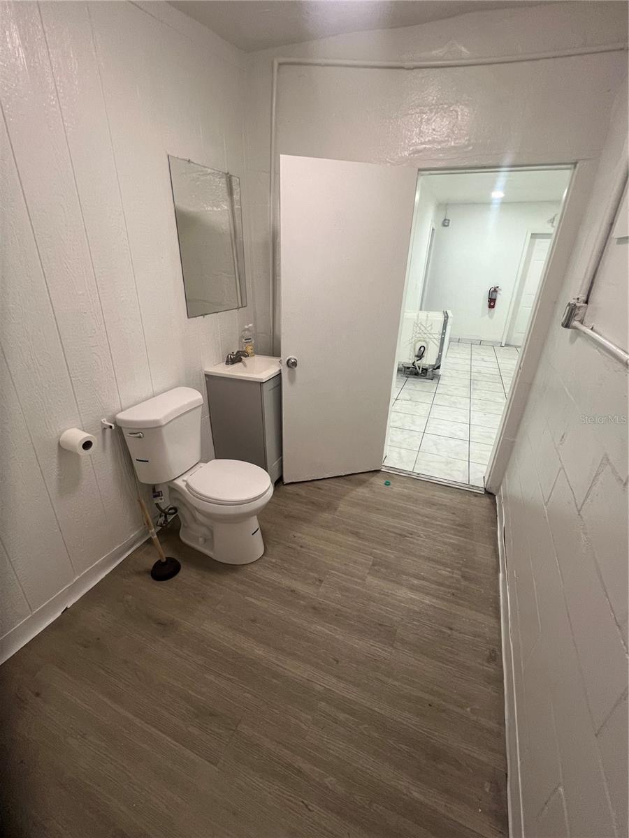 Image 8 of 10 For 840 16th Street S