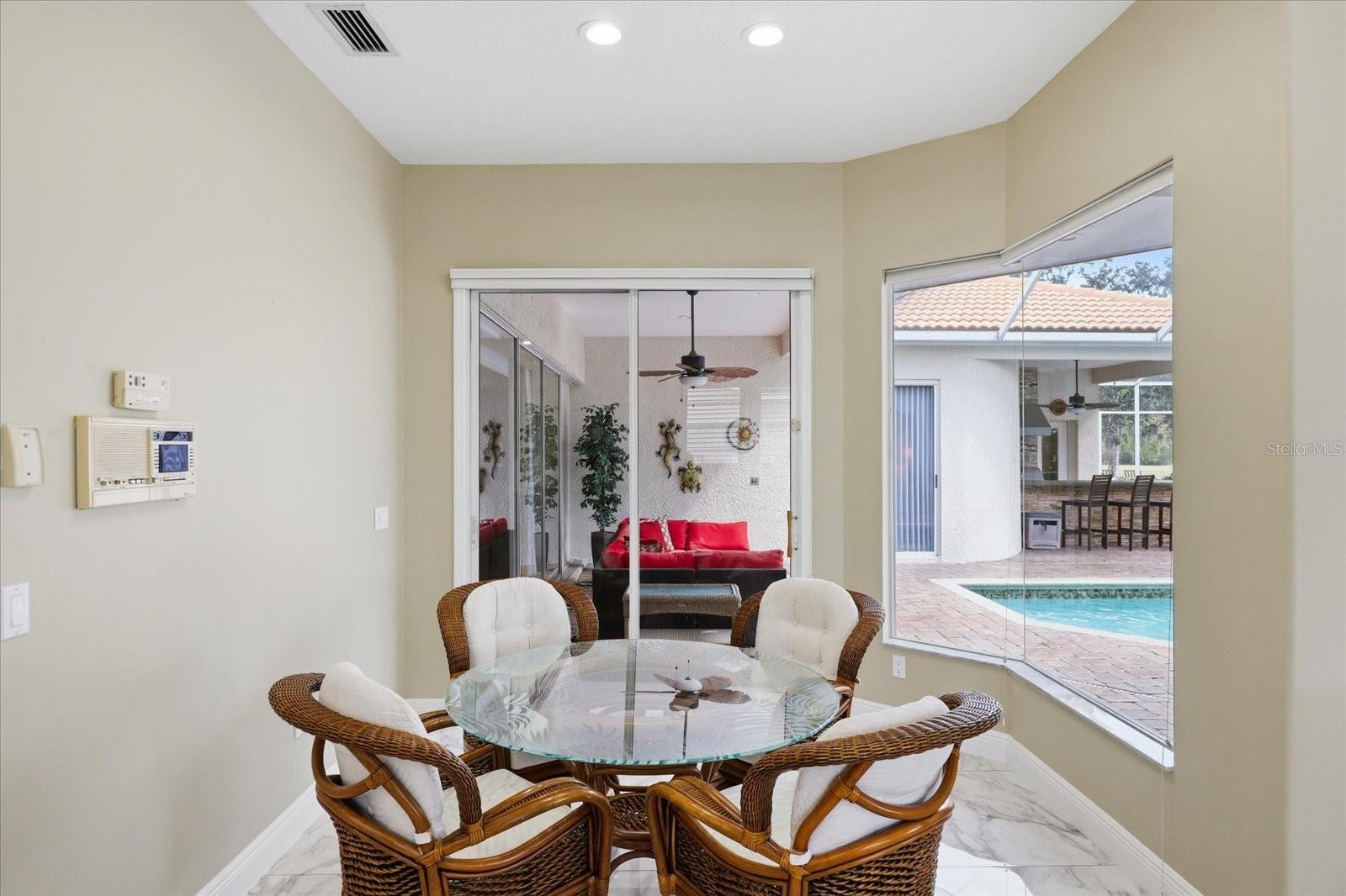 Image 12 of 56 For 3196 Crescent Oaks Boulevard