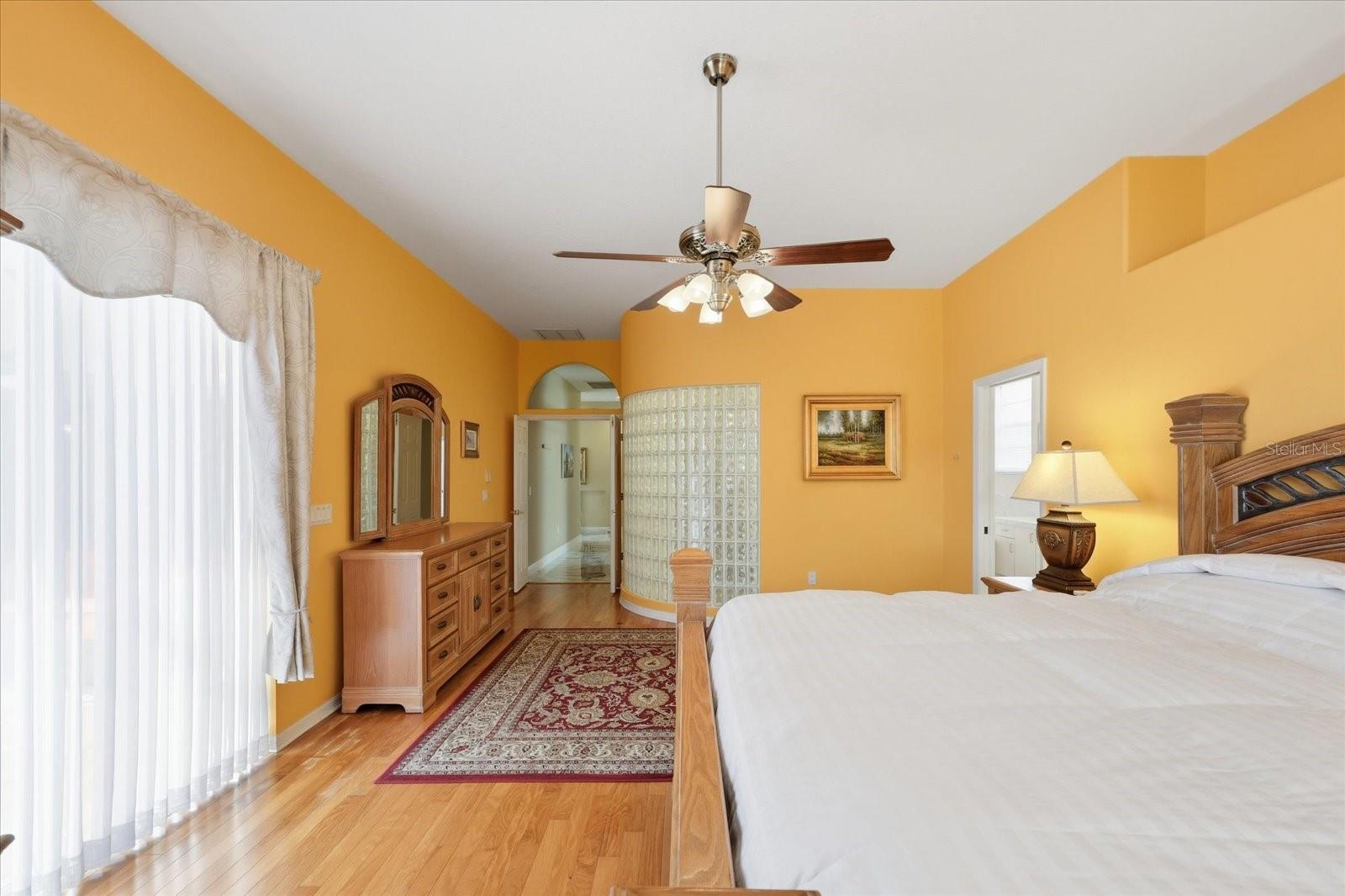 Image 31 of 56 For 3196 Crescent Oaks Boulevard