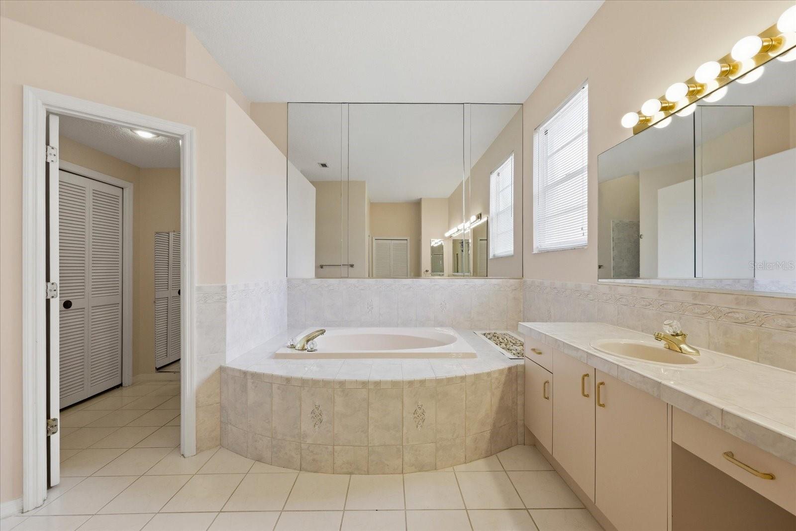 Image 32 of 56 For 3196 Crescent Oaks Boulevard