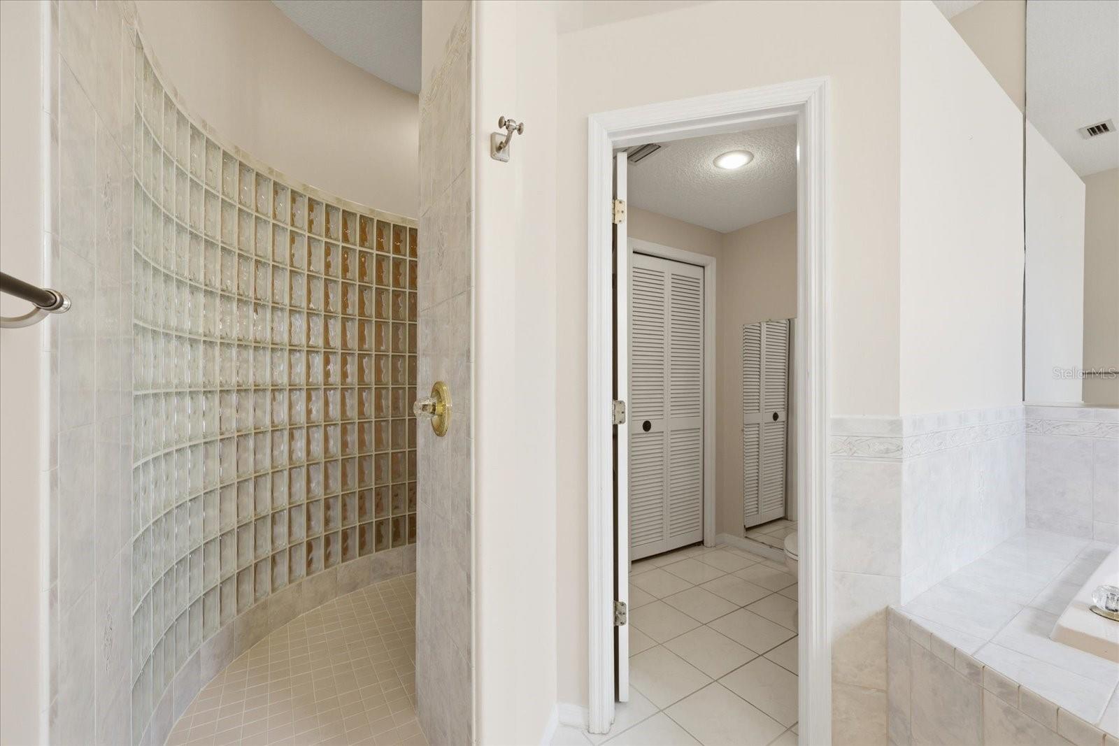 Image 34 of 56 For 3196 Crescent Oaks Boulevard