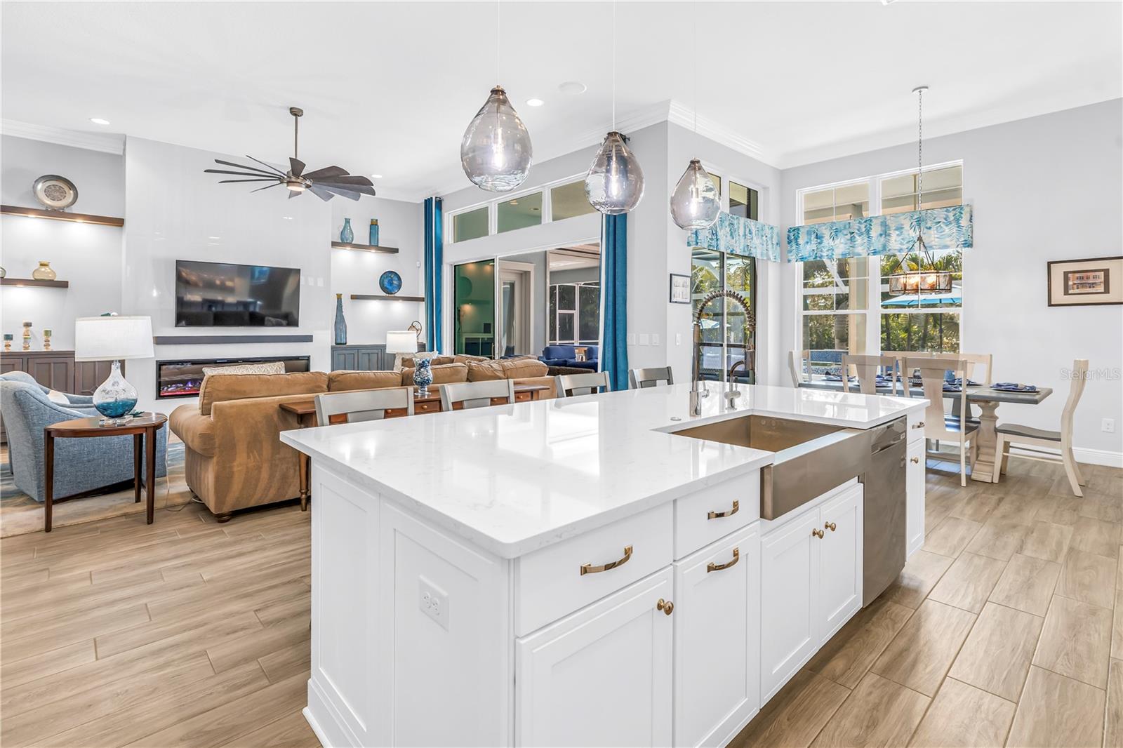 Image 30 of 86 For 732 Manns Harbor Drive