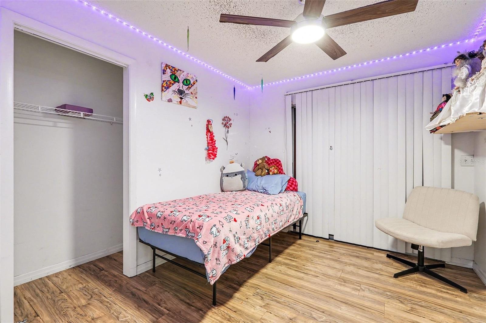 Image 20 of 29 For 5223 17th Street Court E