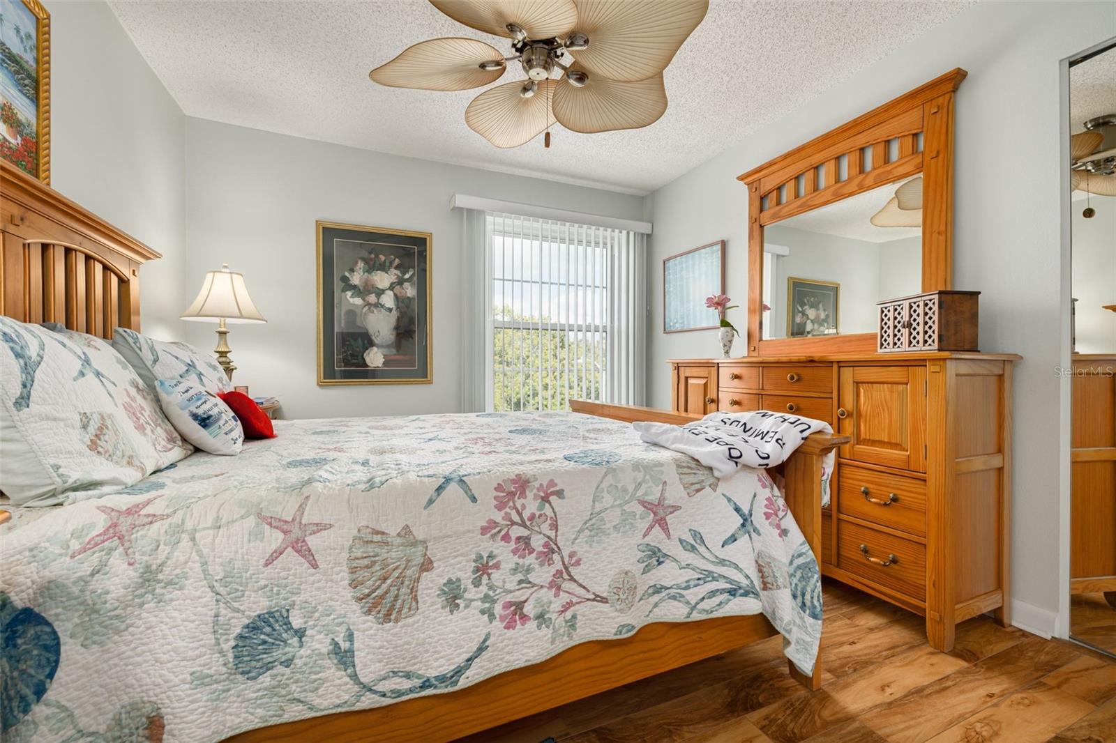 Listing photo id 17 for 2700 Bayshore Boulevard 5302