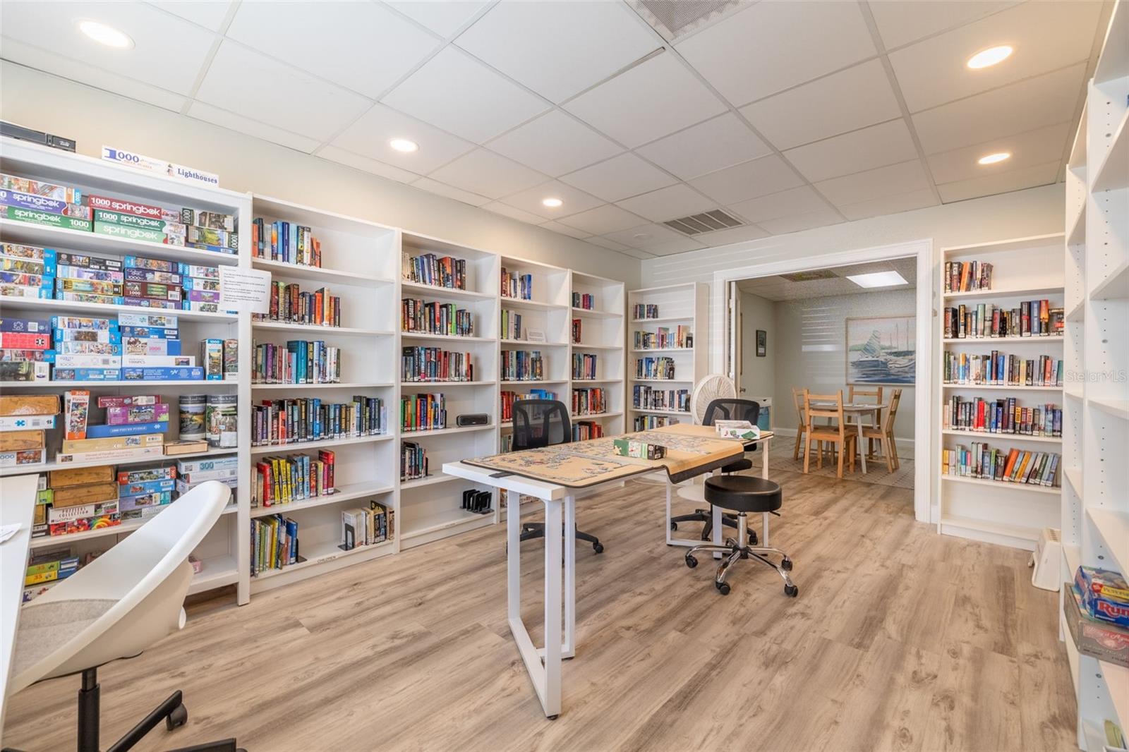 Listing photo id 39 for 2700 Bayshore Boulevard 5302