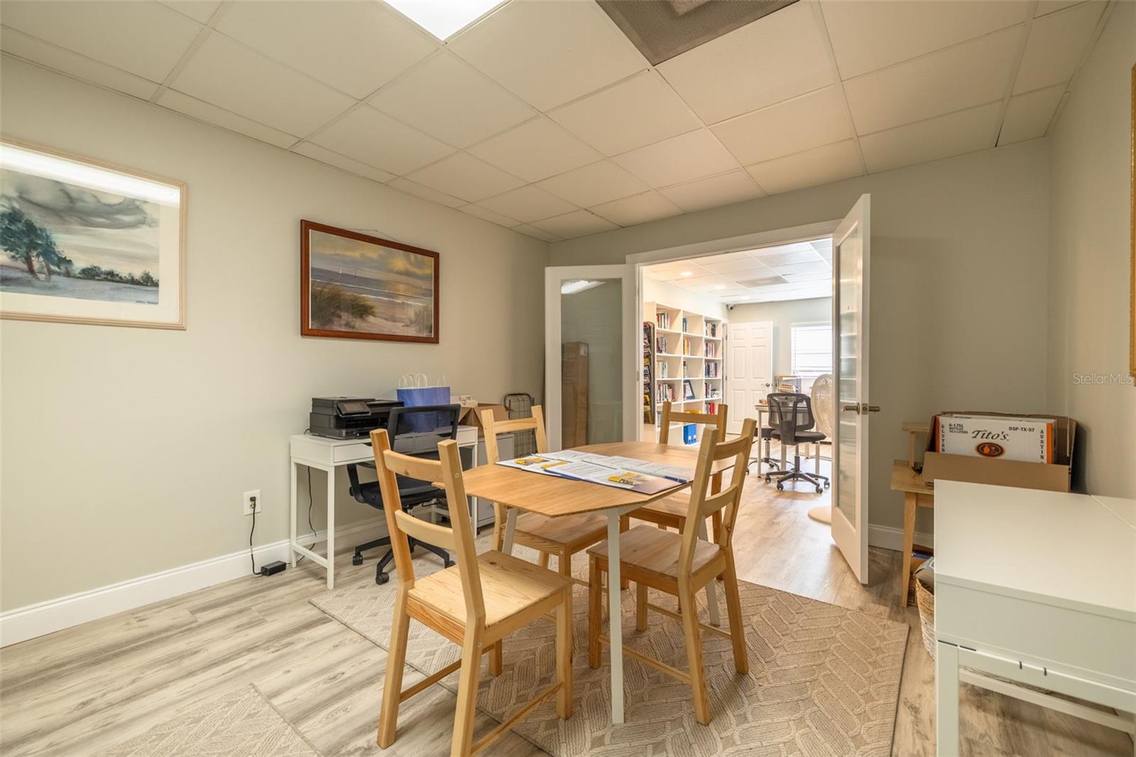 Listing photo id 40 for 2700 Bayshore Boulevard 5302