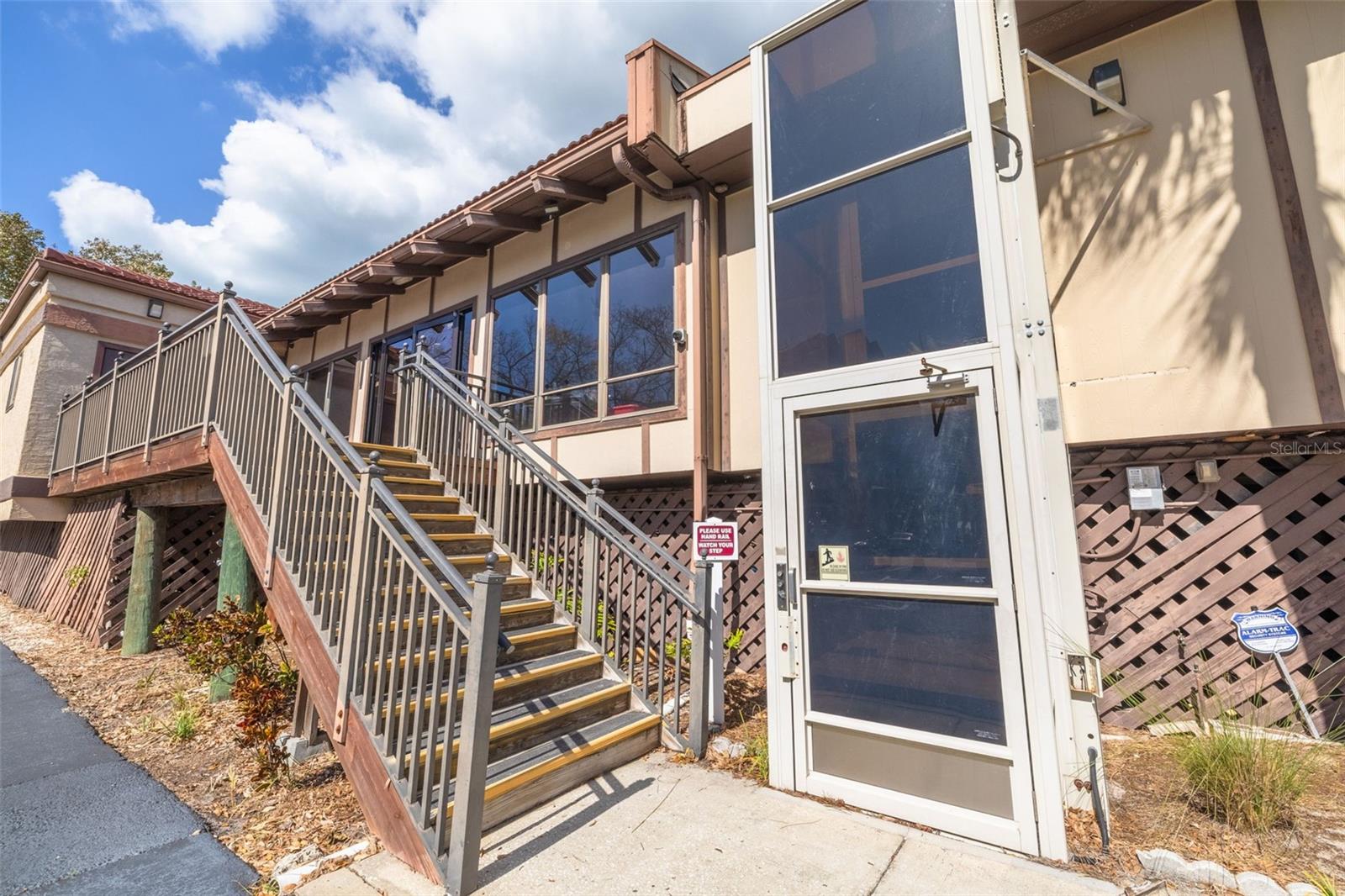 Listing photo id 43 for 2700 Bayshore Boulevard 5302