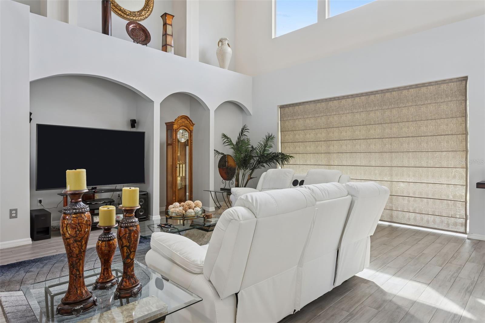 Image 12 of 85 For 18110 Turtle Beach Way