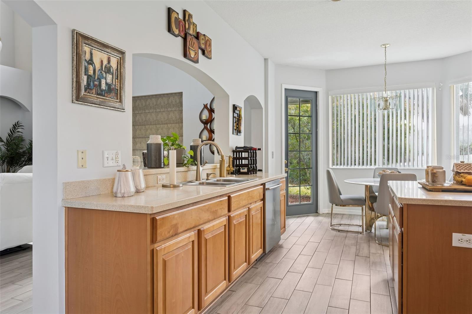 Image 16 of 85 For 18110 Turtle Beach Way