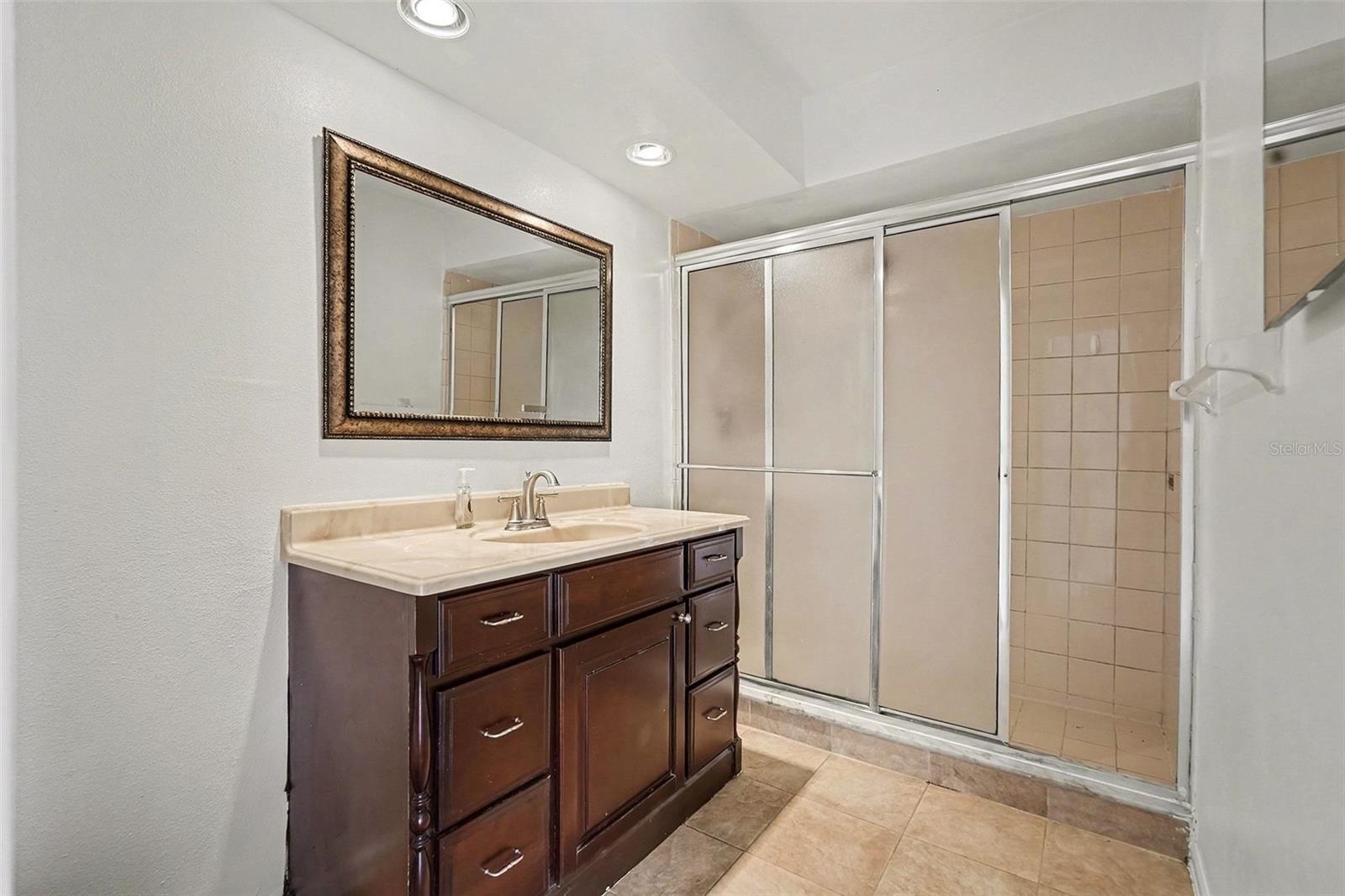 Image 11 of 16 For 18302 Aintree Court