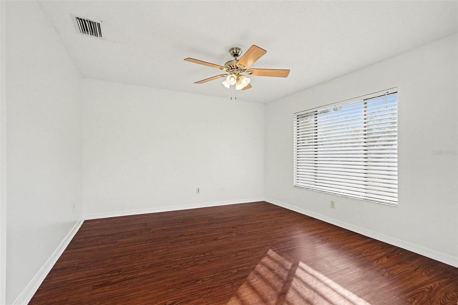 Image 8 of 16 For 18302 Aintree Court