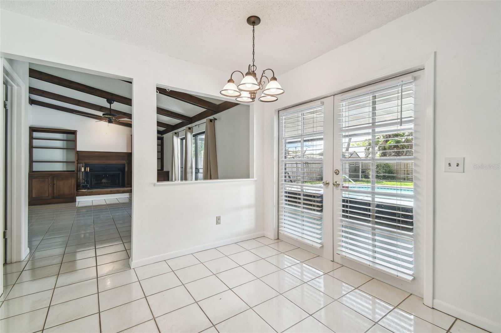 Image 18 of 63 For 6107 Oak Fern Court