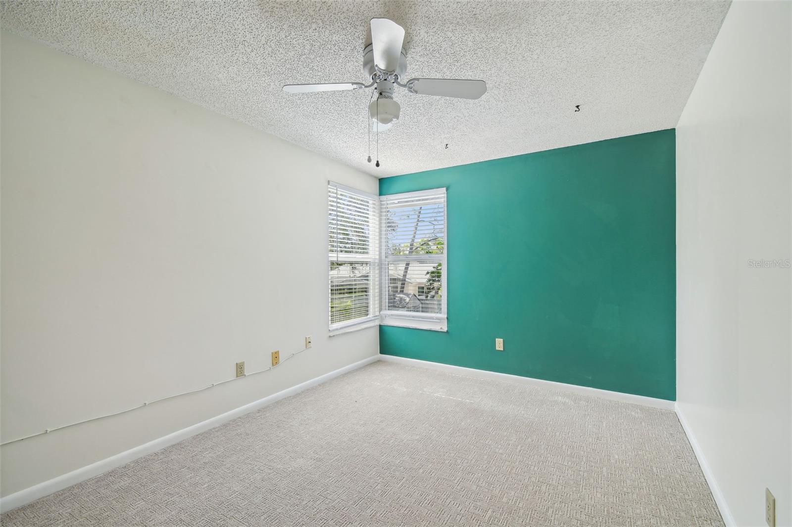 Image 37 of 63 For 6107 Oak Fern Court