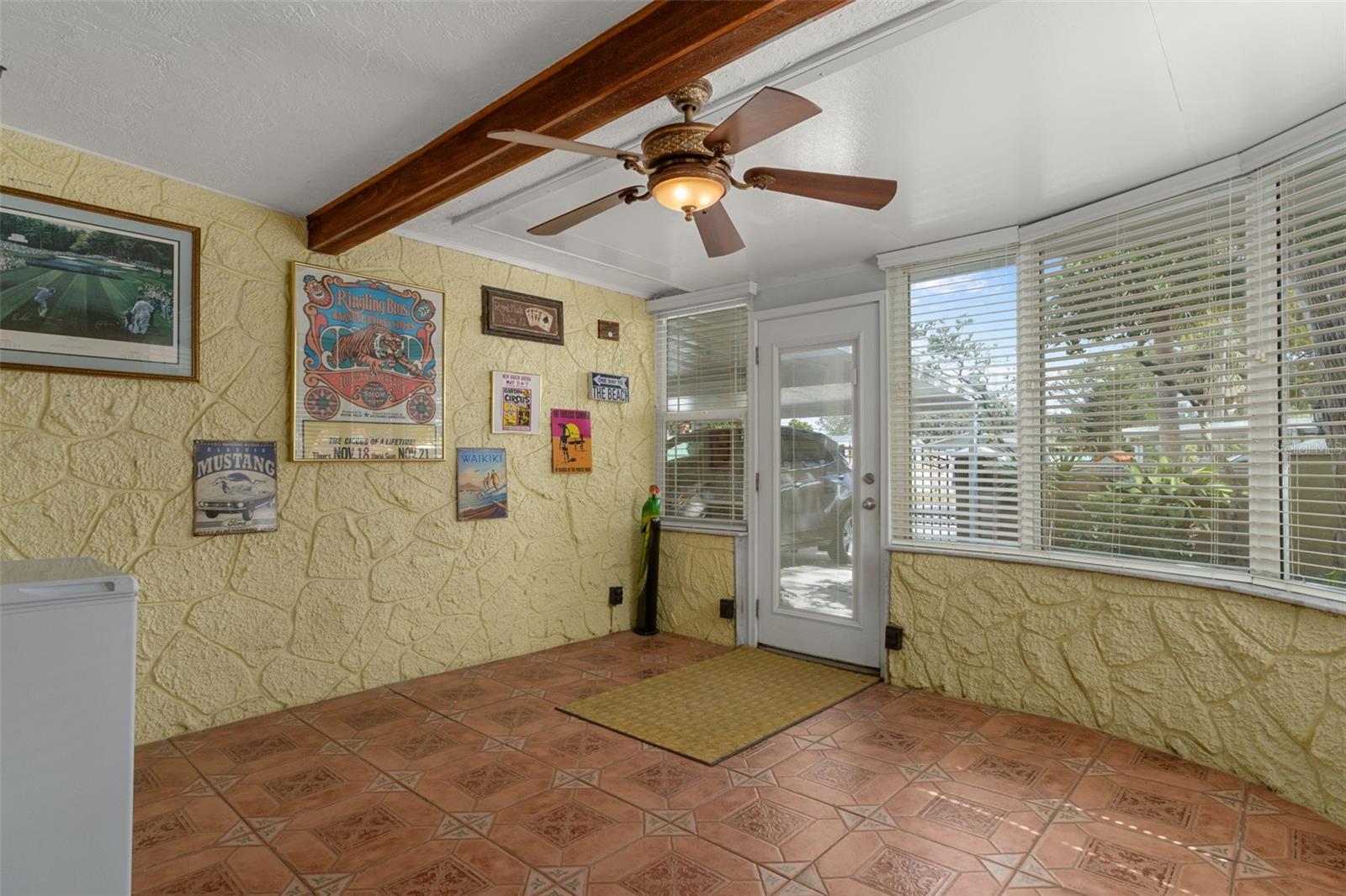 Image 14 of 85 For 6719 Udell Lane