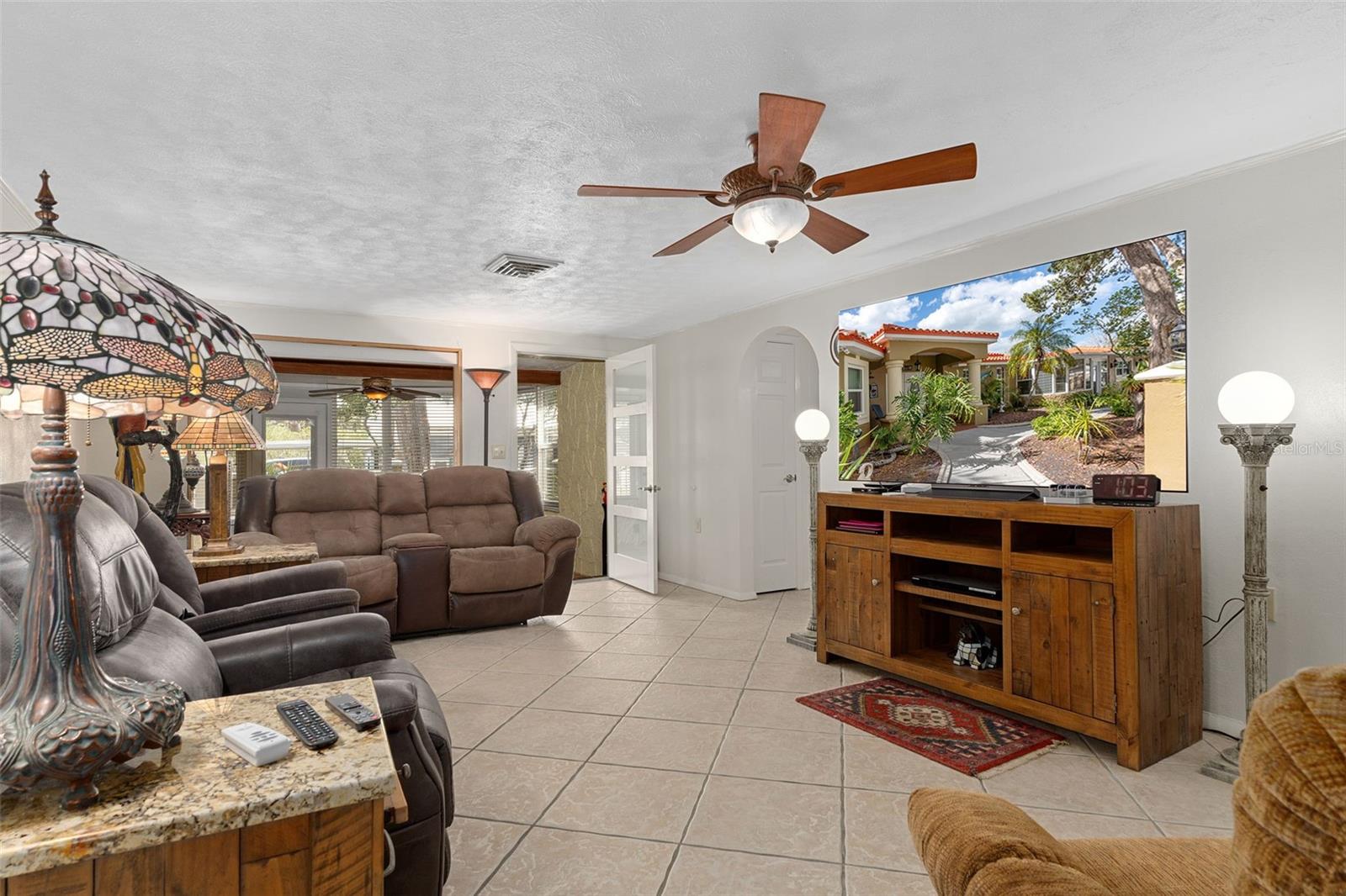 Image 18 of 85 For 6719 Udell Lane