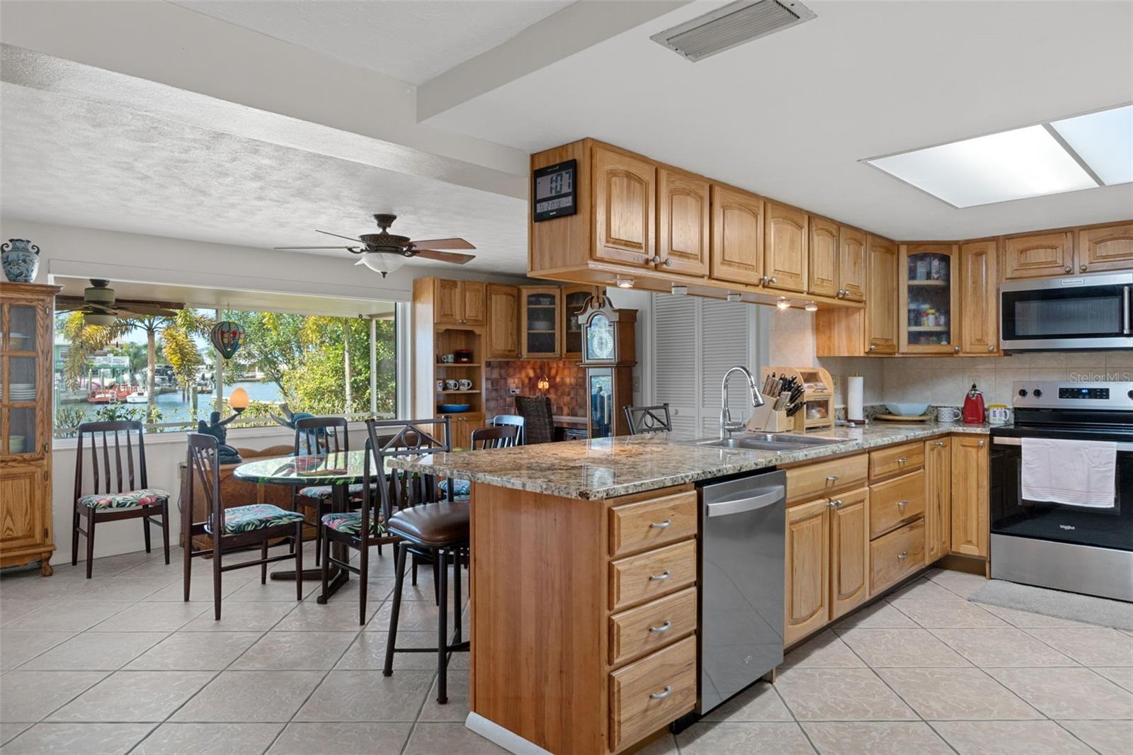 Image 19 of 85 For 6719 Udell Lane