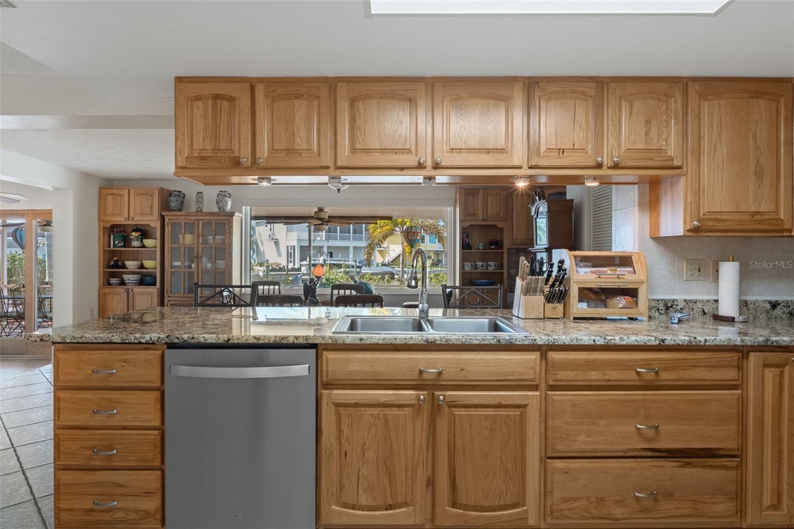 Image 22 of 85 For 6719 Udell Lane