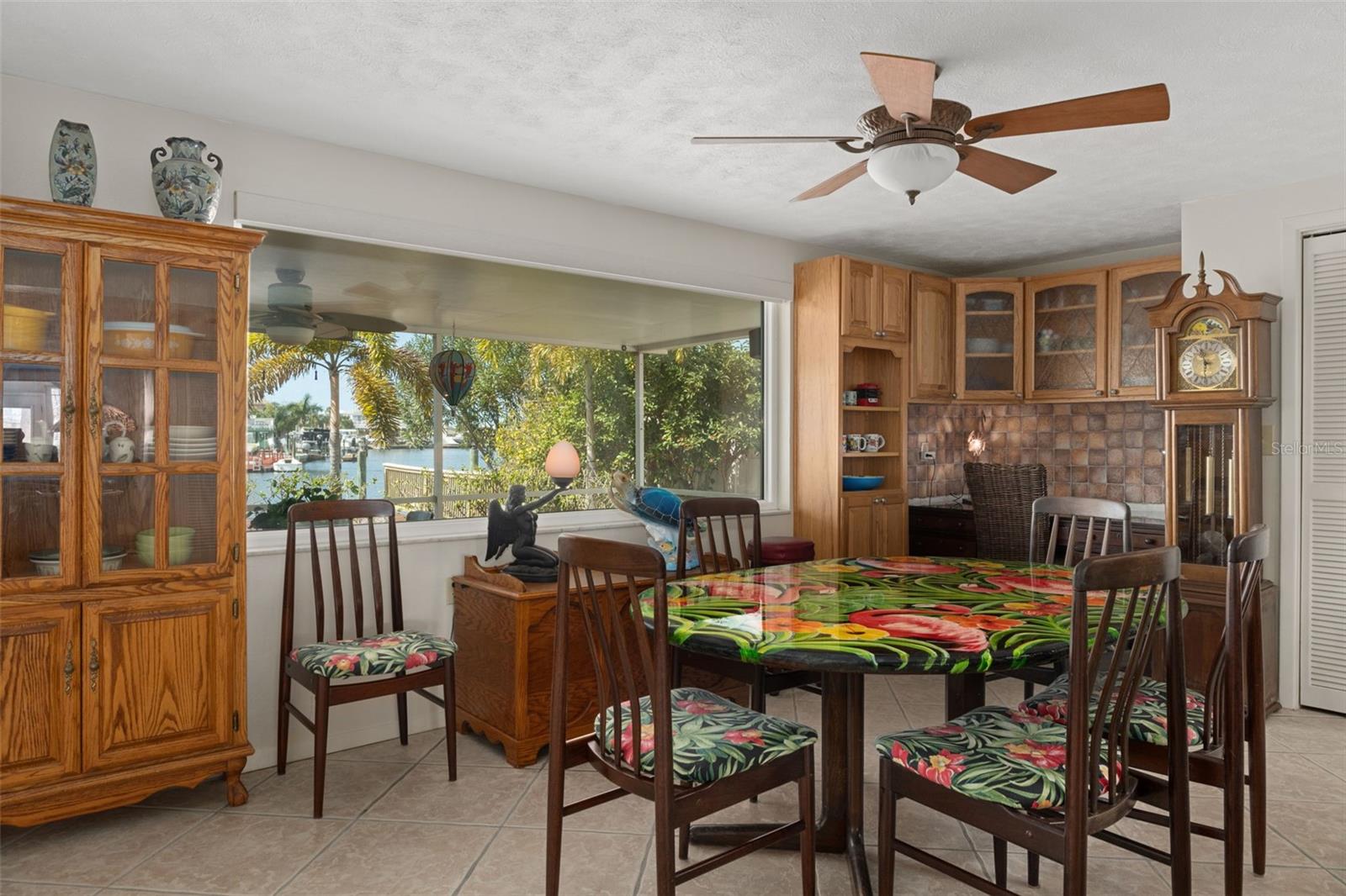 Image 23 of 85 For 6719 Udell Lane